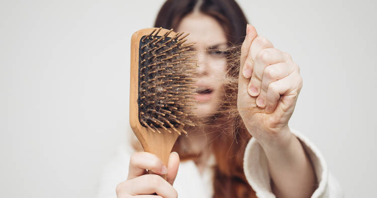 Cómo tratar la pérdida de cabello relacionada con el estrés